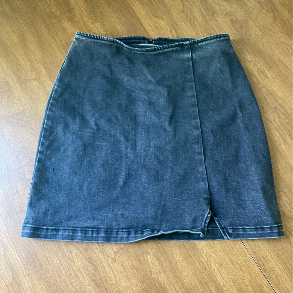 Wild Fable Black Fitted Mini Skirt | Size 2